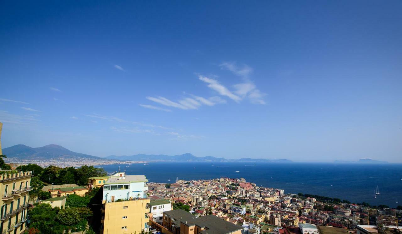 Appartamento Panoramico "Il Glicine" 那不勒斯 外观 照片